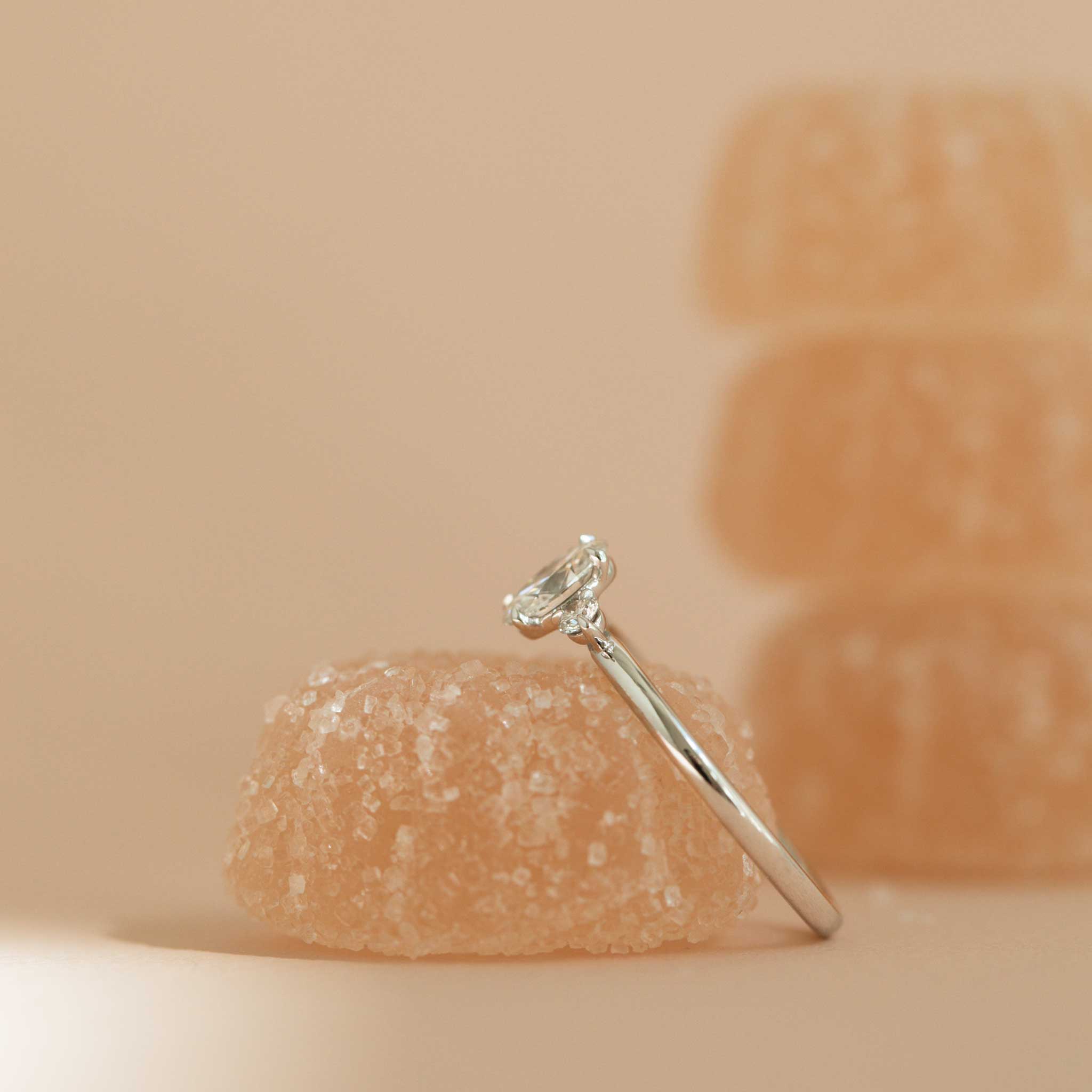 Siro Oval Three Stone Diamond ring - white gold