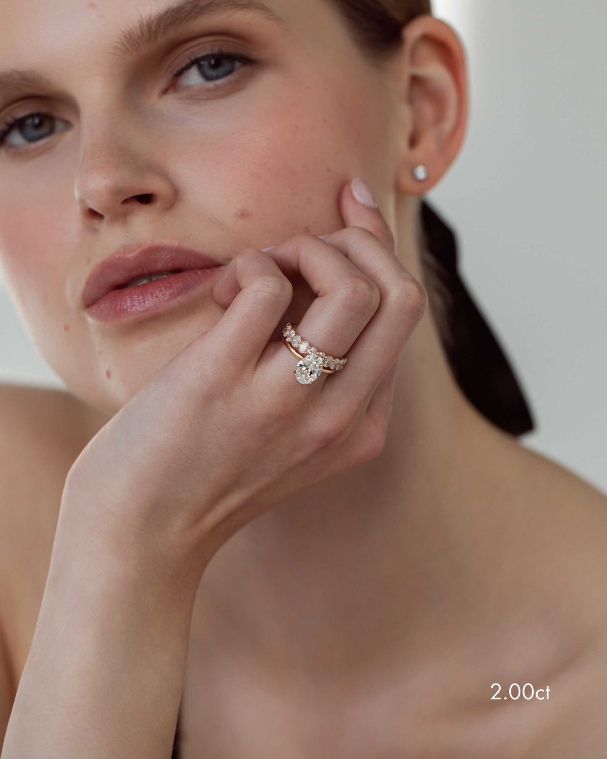 Siro Oval Diamond Ring - Yellow Gold