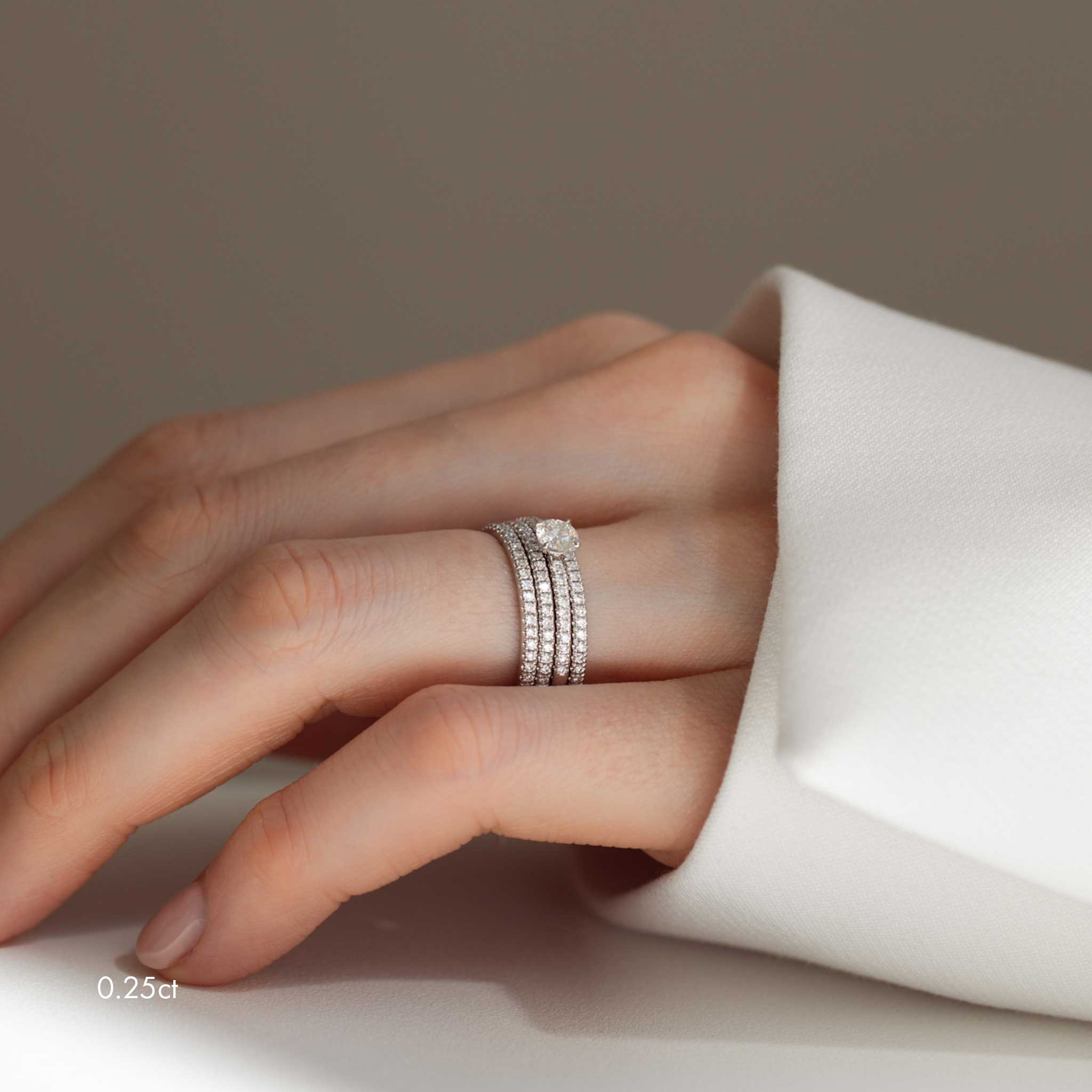 Siro Briljantti sivukivillä - valkokulta